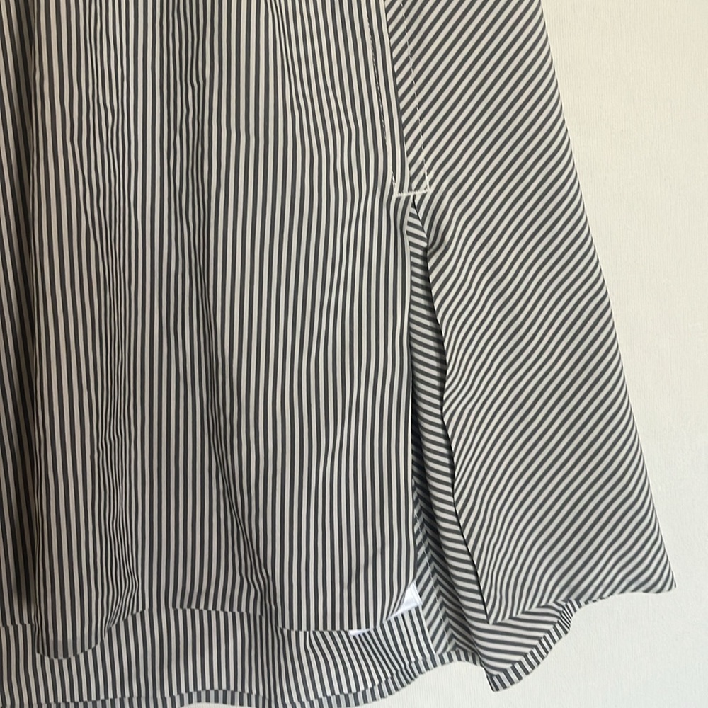 Athleta Gray and White Striped Tank Top - Picture 3 of 9